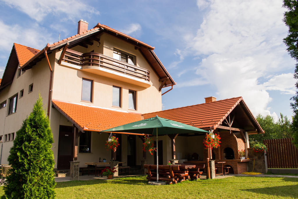 Csatari Pensiune Praid Zewnętrze zdjęcie